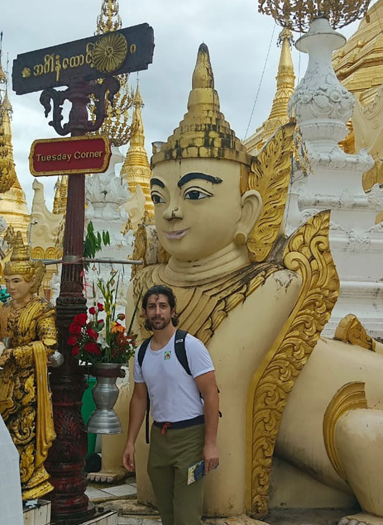 fastest-man-to-visit-every-country-matador-backpack.jpg