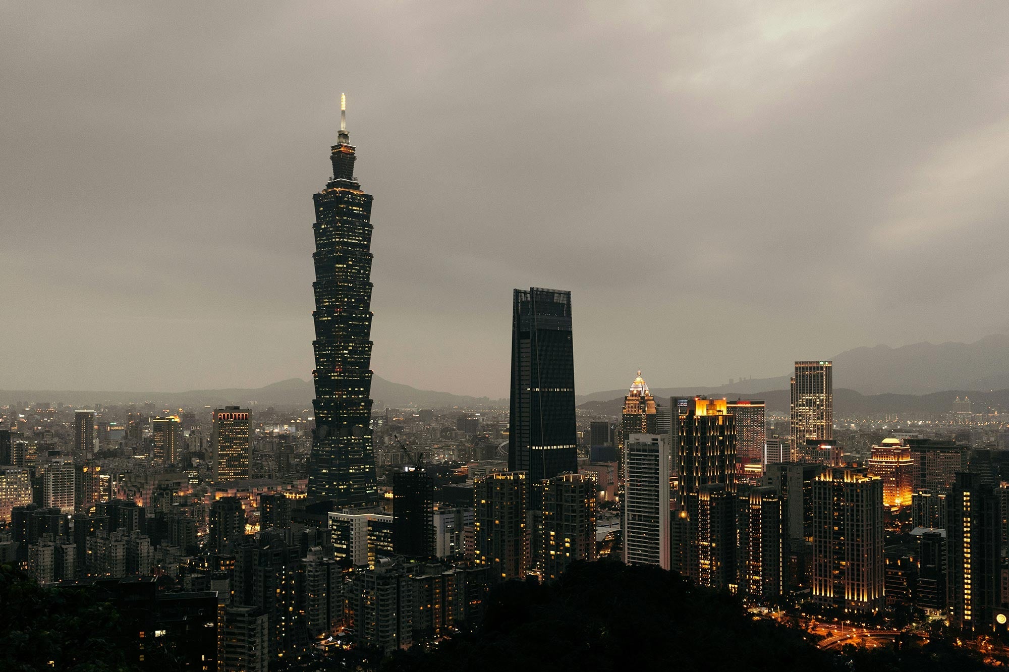 taipei-taiwan-travel-stopover-sized.jpg